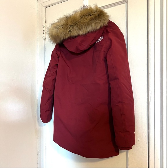 The North Face Outerboroughs Parka Cordovan XS - Picture 3 of 5